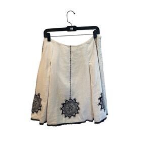 Women’s The Limited 100% Linen White and Black Skirt. Size Large